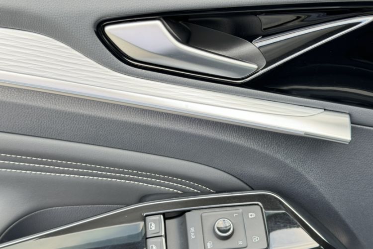 Used Volkswagen ID.4 CROZZ 2024 PURE+ model