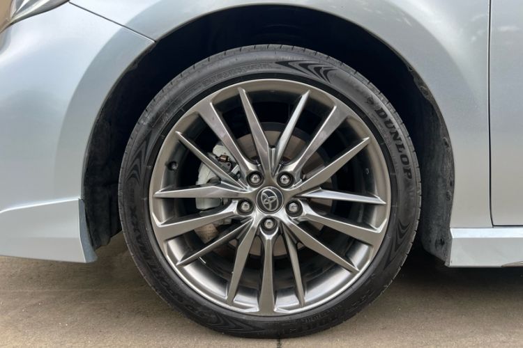 Used Toyota Camry 2025 Dual-Motor 2.0 HXS Glory Edition