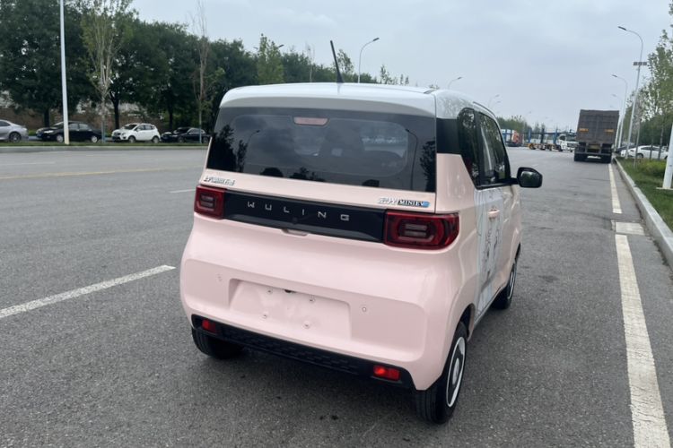 Used Wuling Hongguang MINIEV 2022 Macaron Premium Model – Lithium Iron Phosphate