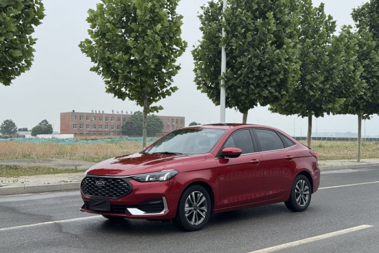Used Ford Escort 2021 1.5L Automatic Diamond Edition
