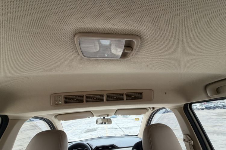 Used Wuling Hongguang 2019 1.5L S Comfort Edition China VI LAR Headliner