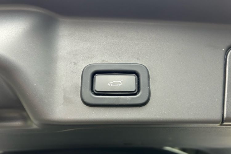 Used Land Rover Range Rover Evoque 2022 Aurora L 249 PS R-Dynamic Luxury Edition
