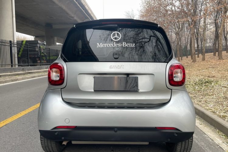 Used smart fortwo 2015 1.0L 52 kW Hardtop Passion Edition