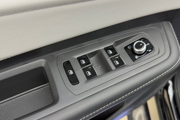 Used Volkswagen Teramont 2025 380TSI All-Wheel-Drive Excellence Edition
