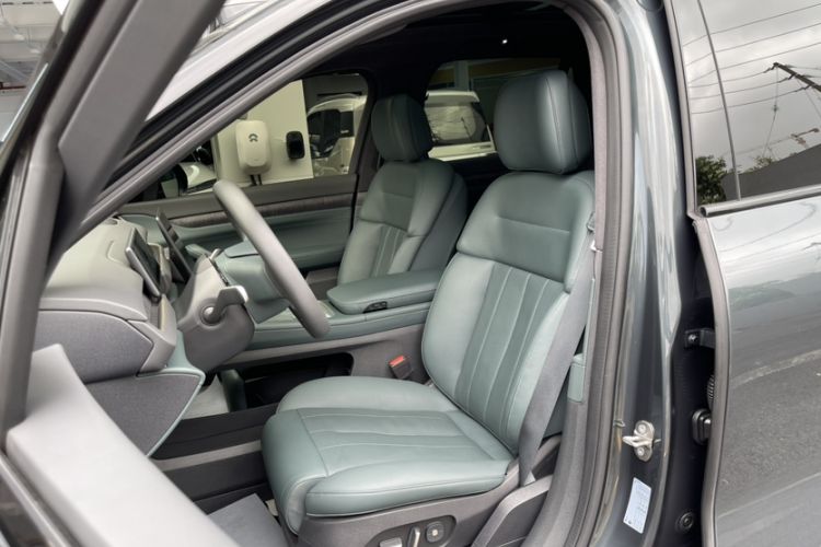 Used Nio ES8 2023 100kWh Signature Edition
