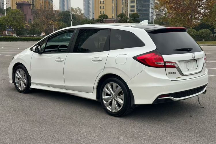 Used Honda Jade 2020 1.8L automatic Comfort version
