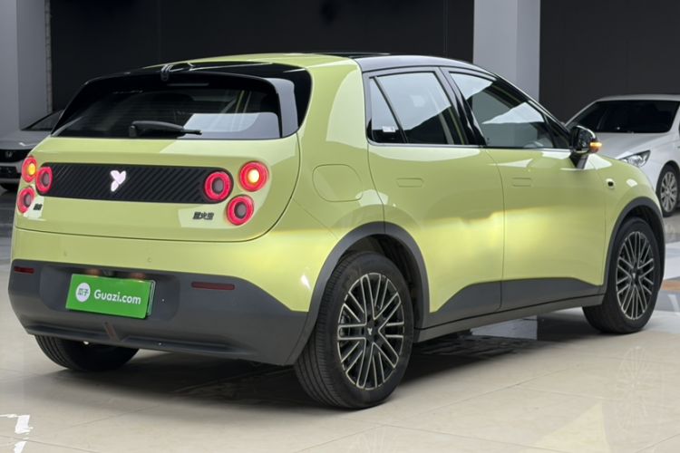 Used firefly 2025 Illuminated Edition
