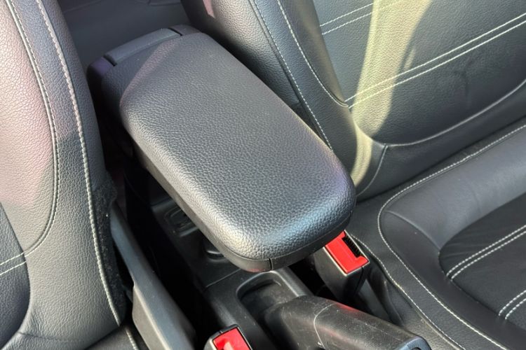 Used smart forfour 2016 0.9T 66 kW Pioneer Edition