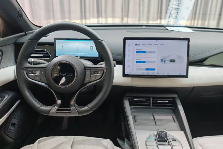 Used BYD Seal 06 New Energy 2024 DM-i 120KM Prestige Model
