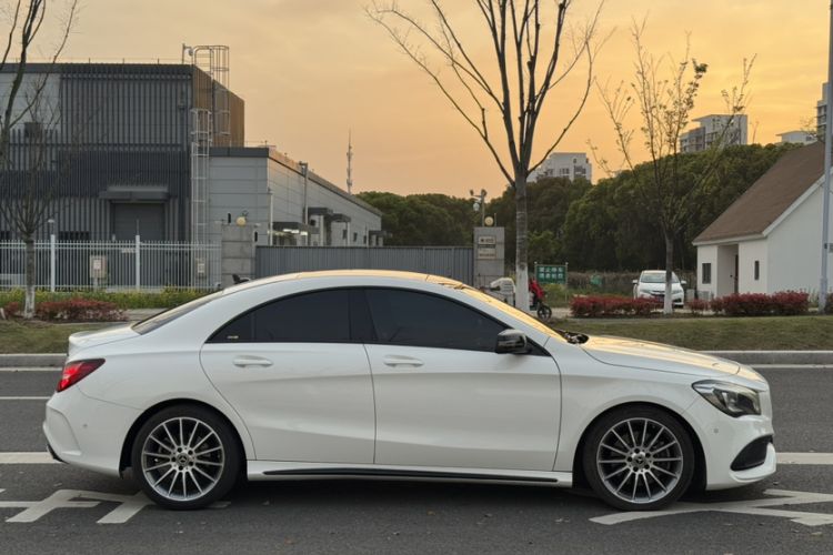 Used Mercedes-Benz CLA 2018 CLA 220 4MATIC Exterior 3
