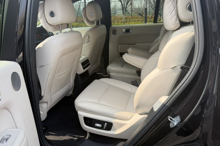 Used Li Auto L8 2023 Max model