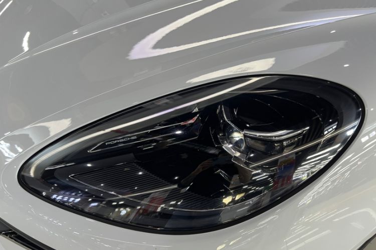 Used Porsche Macan 2022 Macan 2.0T Exterior 5