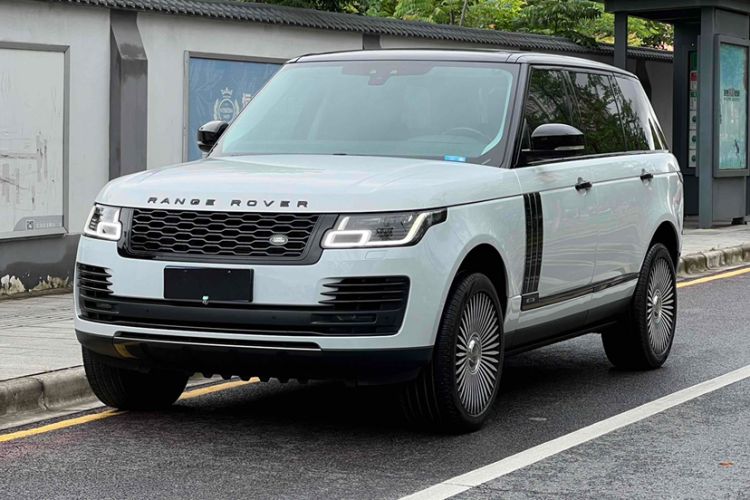 Used Land Rover Range 2018 3.0 SC V6 Vogue Extended-Length Model