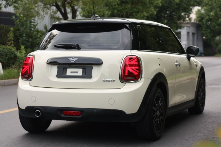 Used MINI MINI 2019 1.5T COOPER Classic Edition