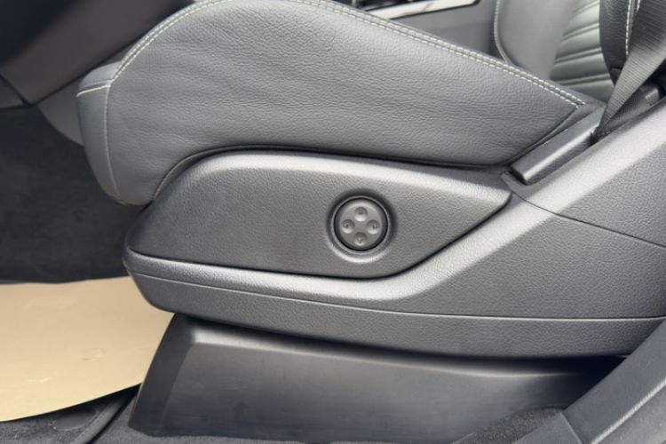 Used Mercedes-Benz GLE Coupe AMG 2017 AMG GLE 43 4MATIC Coupe SUV
