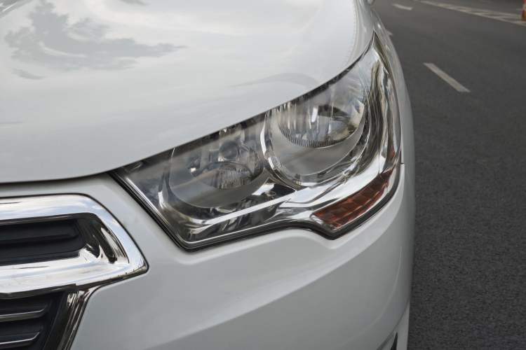 Used Citroen C4L 2015 1.8L Automatic Luxury Edition Left Front Headlight