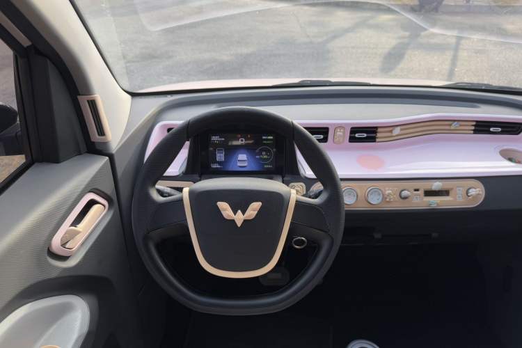 Used Wuling Hongguang MINIEV 2021 Macaron Fashion Edition Lithium-Ion Battery