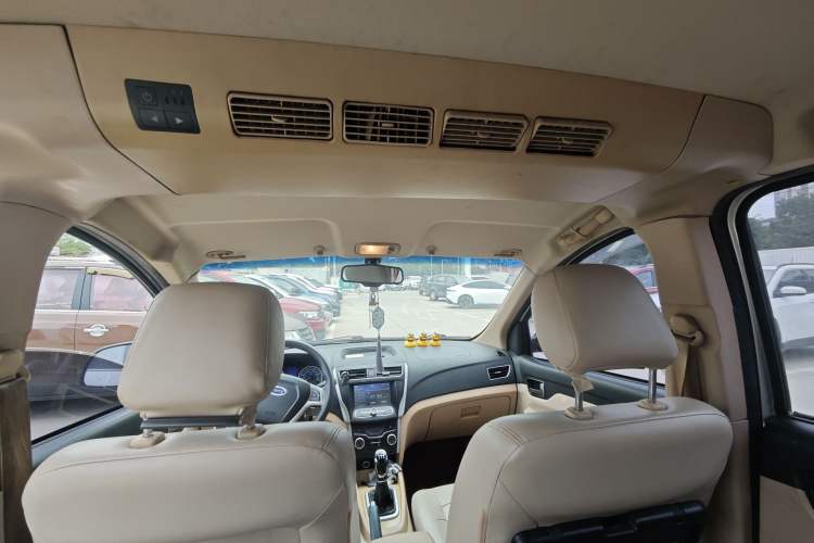 Used Karry K50 2015 1.5L Manual Luxury Model
