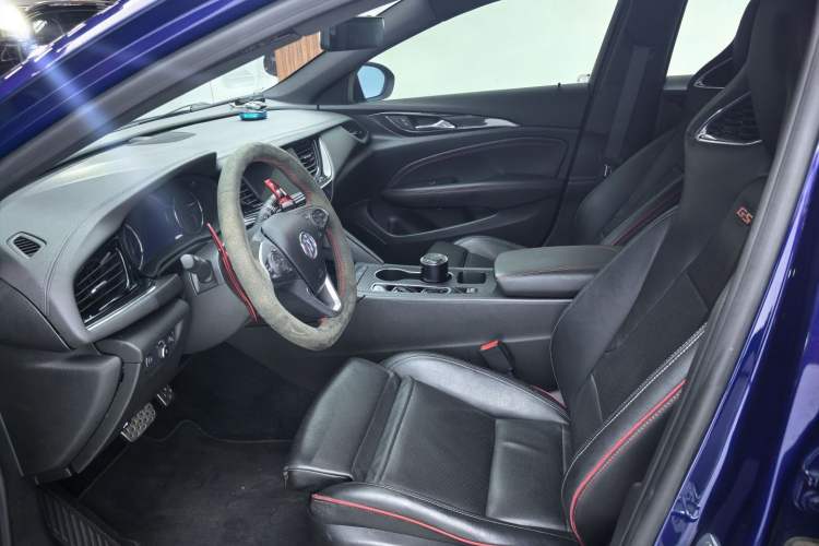 Used Buick Regal 2020 GS 28T Elite Model