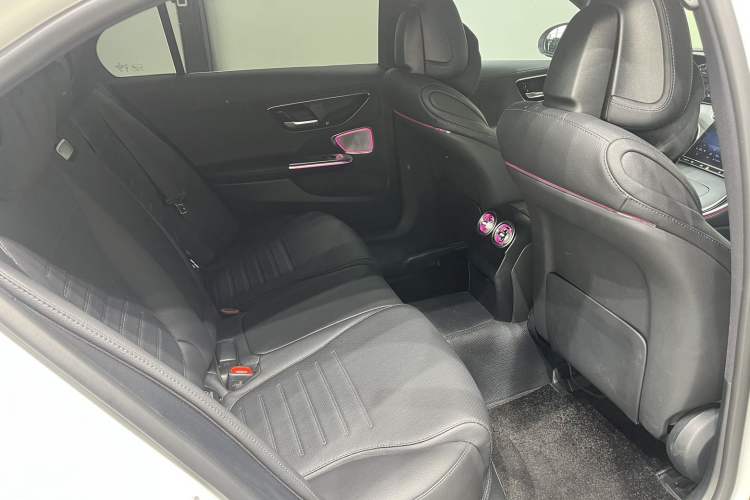 Used Mercedes-Benz C-Class 2025 Refresh C 200 L Sport Edition
