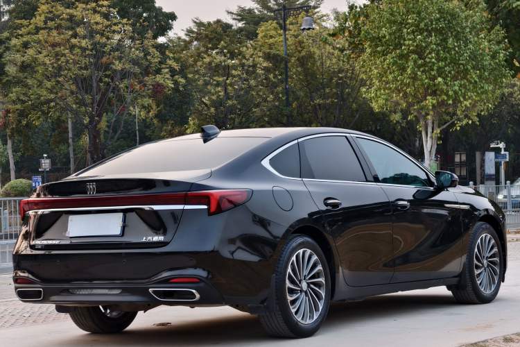 Used Buick LaCrosse 2023 28T Prestige Edition