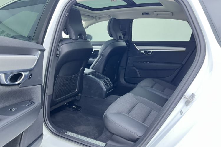 Used Volvo S90 2020 T4 SmartDrive Luxury Edition