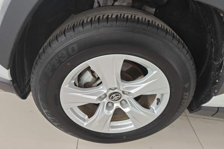 Used Toyota RAV4 2023 2.0L CVT Two-Wheel Drive Urban Edition Exterior 6