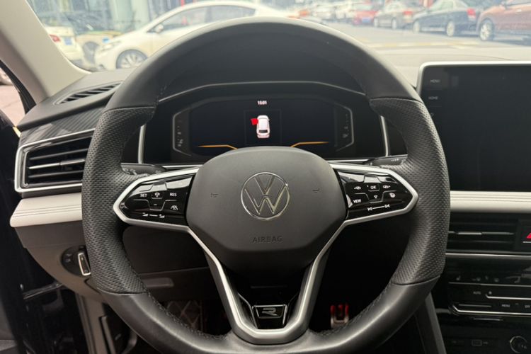 Used Volkswagen Tiguan L 2023 Facelifted 380TSI Automatic All-Wheel Drive R-Line Plus Version 7-Seater