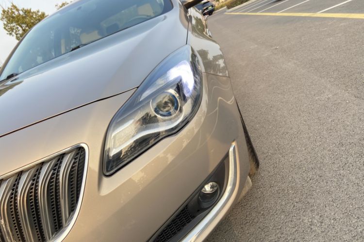 Used Buick Regal 2015 2.0L Leading Fashion Edition