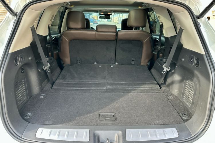 Used Infiniti QX60 2014 3.5L Four-Wheel Drive All-Terrain Version
