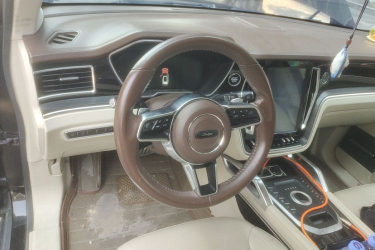 Used Zotye T700 2017 1.8T Dual-Clutch Prestige Model Interior 2