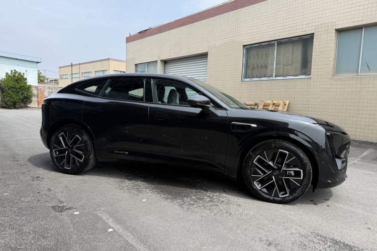 Used Avatr 11 2025 Ultra Extended-Range Edition
