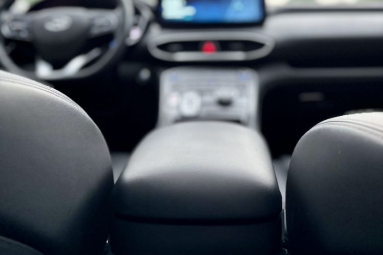 Used Hyundai Santa Fe 2023 Traveler 380T GDi Automatic Two-Wheel Drive GLX Elite Edition