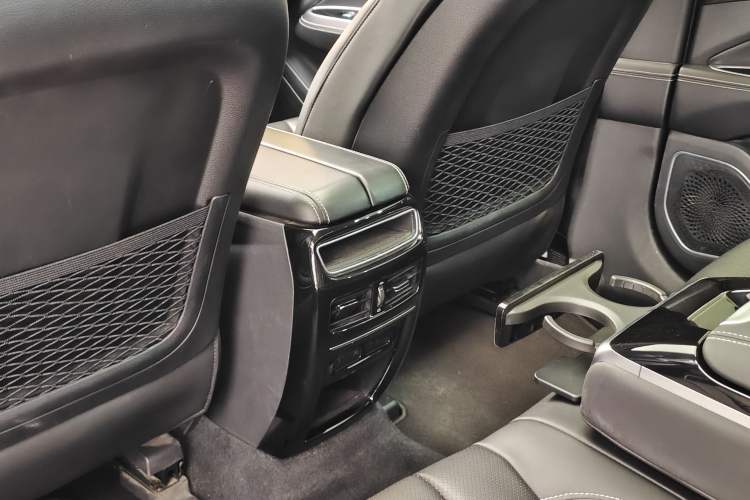 Used Geely Auto Emgrand GT 2018 1.5T MHEV Yaoxiang Edition
