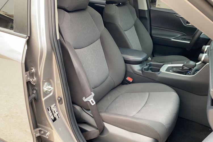 Used Toyota RAV4 2020 2.0L CVT Two-Wheel Drive Fashion Edition