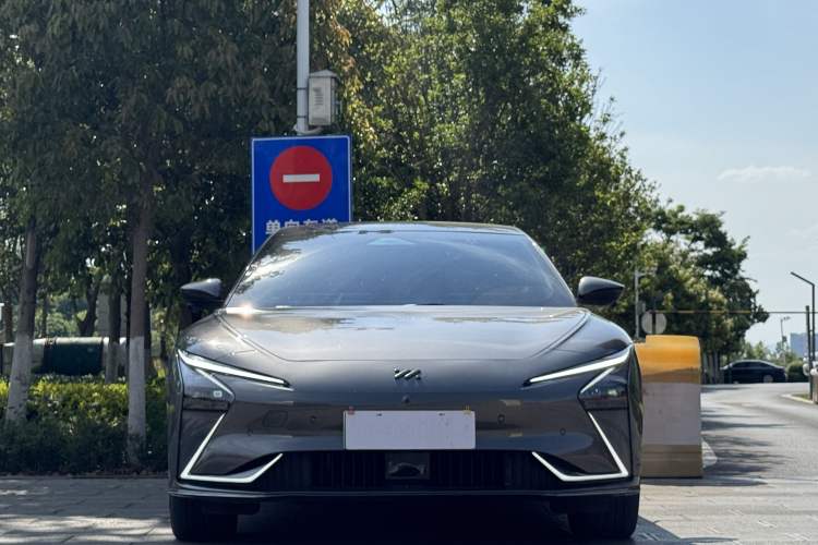 Used IM L7 2022 Pro Model Exterior 3