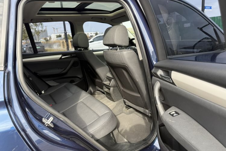 Used BMW X3 2016 sDrive20i
