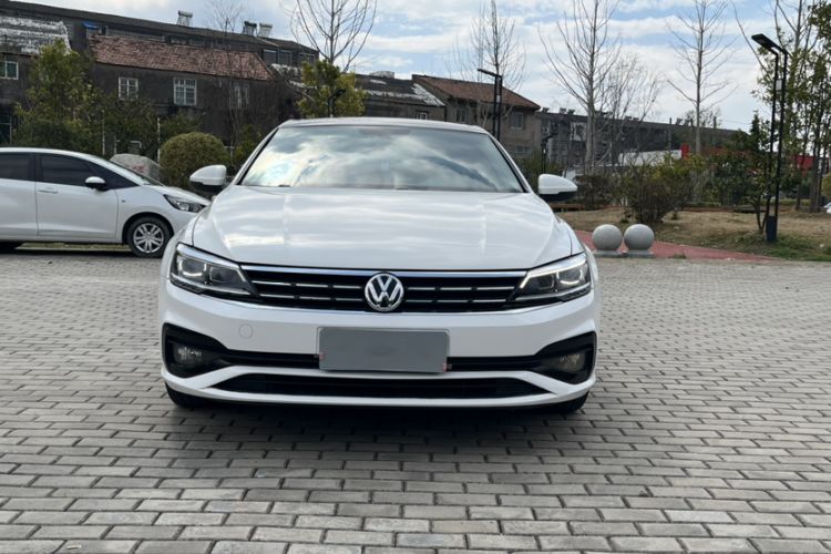 Used Volkswagen Lamando 2019 280TSI DSG Comfort Edition China VI standard
