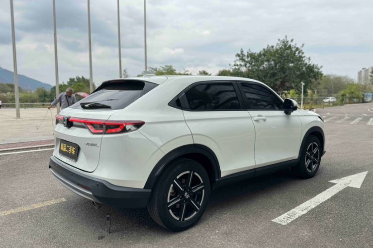 Used Honda Vezel 2023 1.5L CVT Pioneer Edition Exterior 5