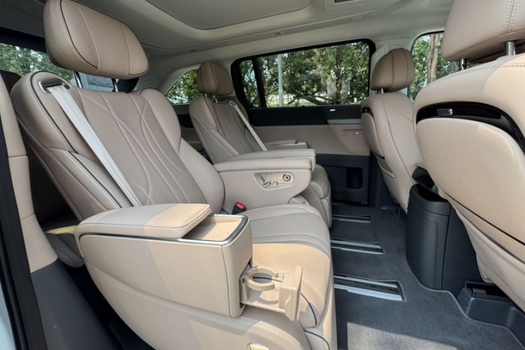 Used XPeng X9 2025 740 Ultra-Long Range Max
