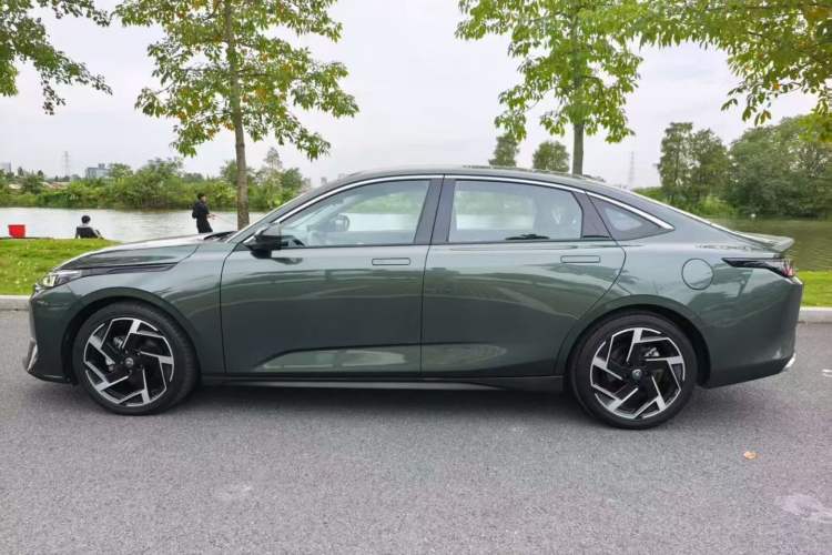 Used Changan Eado DD 2023 Blue Whale NE 1.5T GDI DCT Flagship Model