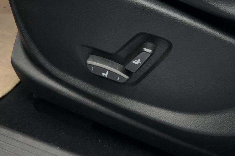 Used Baojun 560 2016 1.8L iAMT Luxury Model
