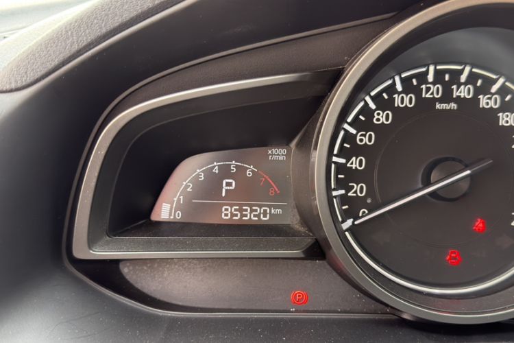 Used Mazda Mazda 3 Axela 2017 Sedan 2.0L Automatic Prestige Model China V Standard
