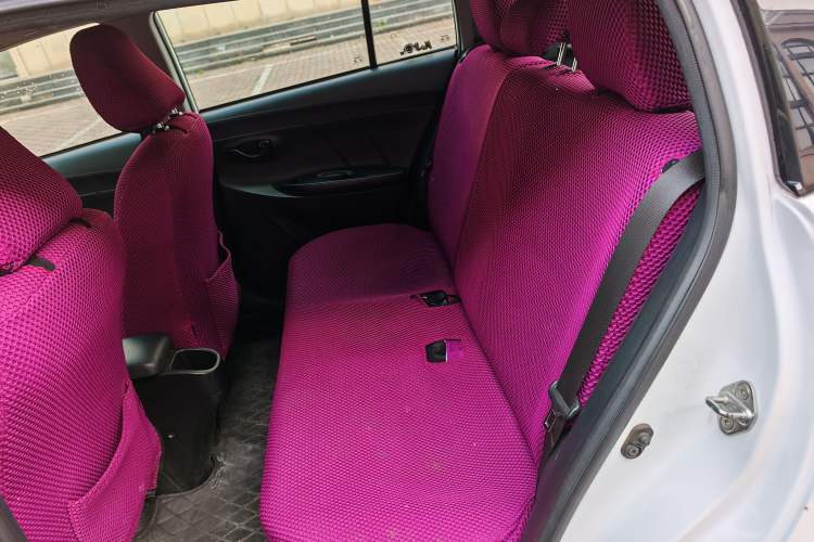 Used Toyota YARiS L Zhi Xuan 2016 Revised 1.5E CVT Charming Edition Interior 4