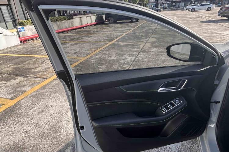 Used MG 6 2023 1.5T XLINE Shark-Hunting Edition