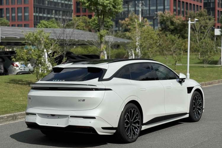 Used Zeekr 007GT 2025 Long-Range Rear-Wheel Drive Intelligent Driving Version 100 kWh
