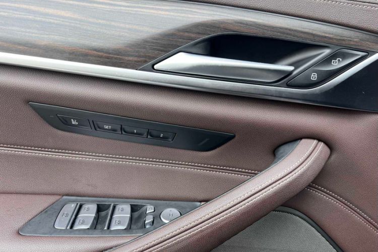 Used BMW 5 Series 2021 530Li Luxury Edition Premium Package