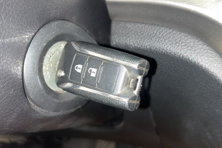 Used Venucia T70 2016 2.0L Manual RuiQu Version
