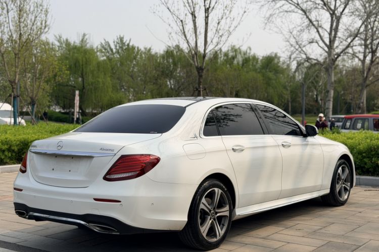 Used Mercedes-Benz E-Class 2018 Facelift E 200 L Sport Edition Exterior 6