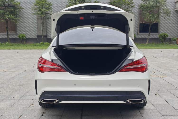 Used Mercedes-Benz CLA 2017 Facelifted CLA 200 Stylish Edition